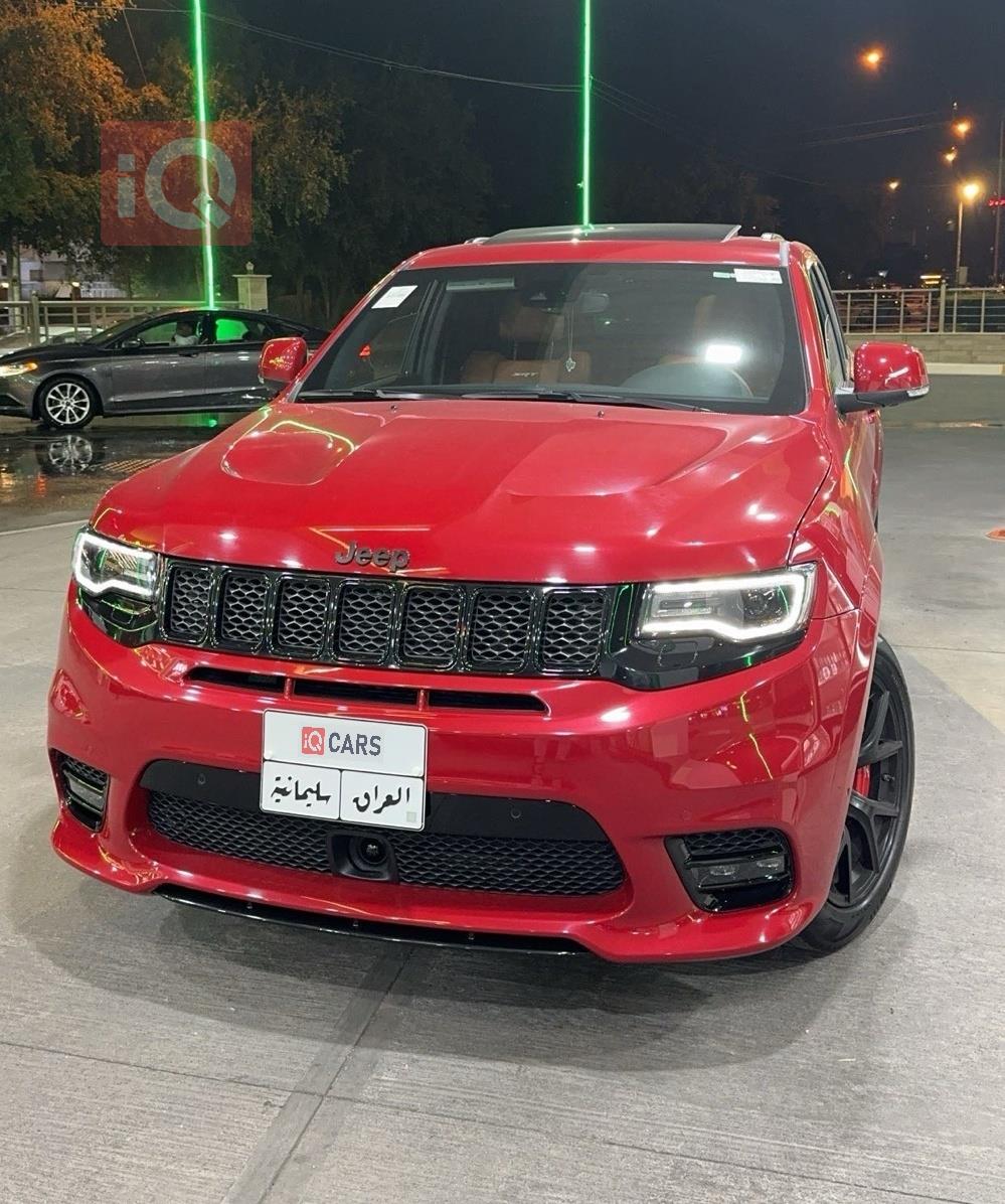 جیپ گراند شیرۆکی